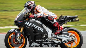 l-espagnol-marc-marquez-au-guidon-de-sa-nouvelle-honda-lors-des-11355048xuerc_2038