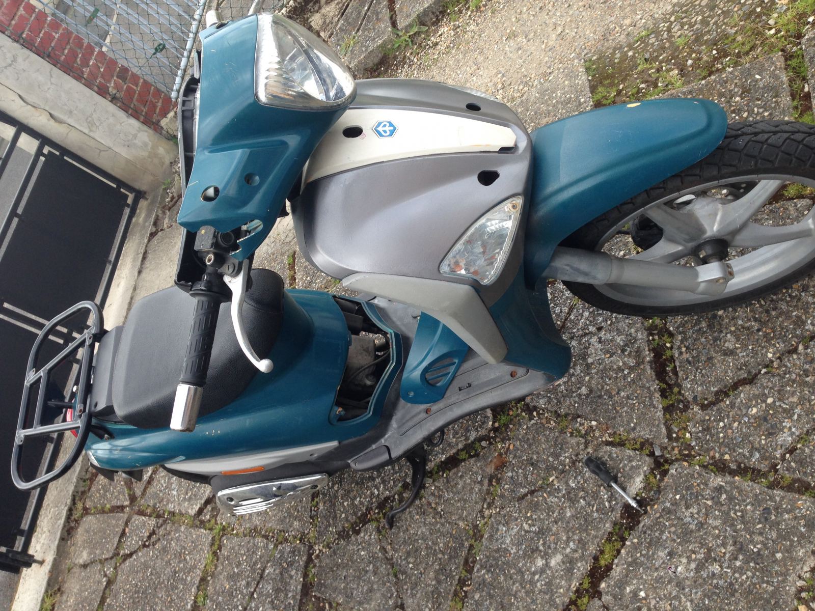 J’ai un problème avec mon scooter, il cale dès que j’accélère