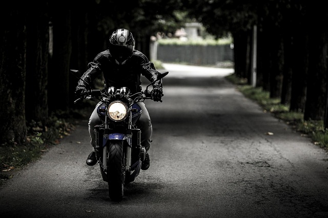 Faut-il un permis pour conduire un maxiscooter comme le T-Max ?